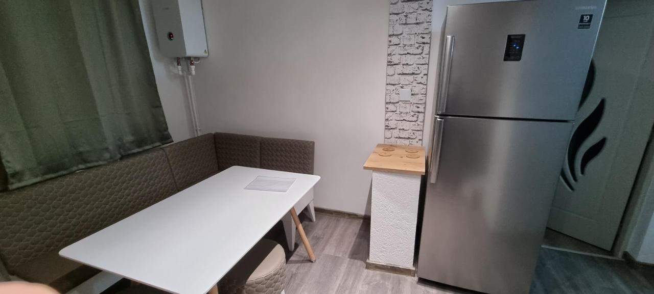 Apartament L & L Deva Exterior photo
